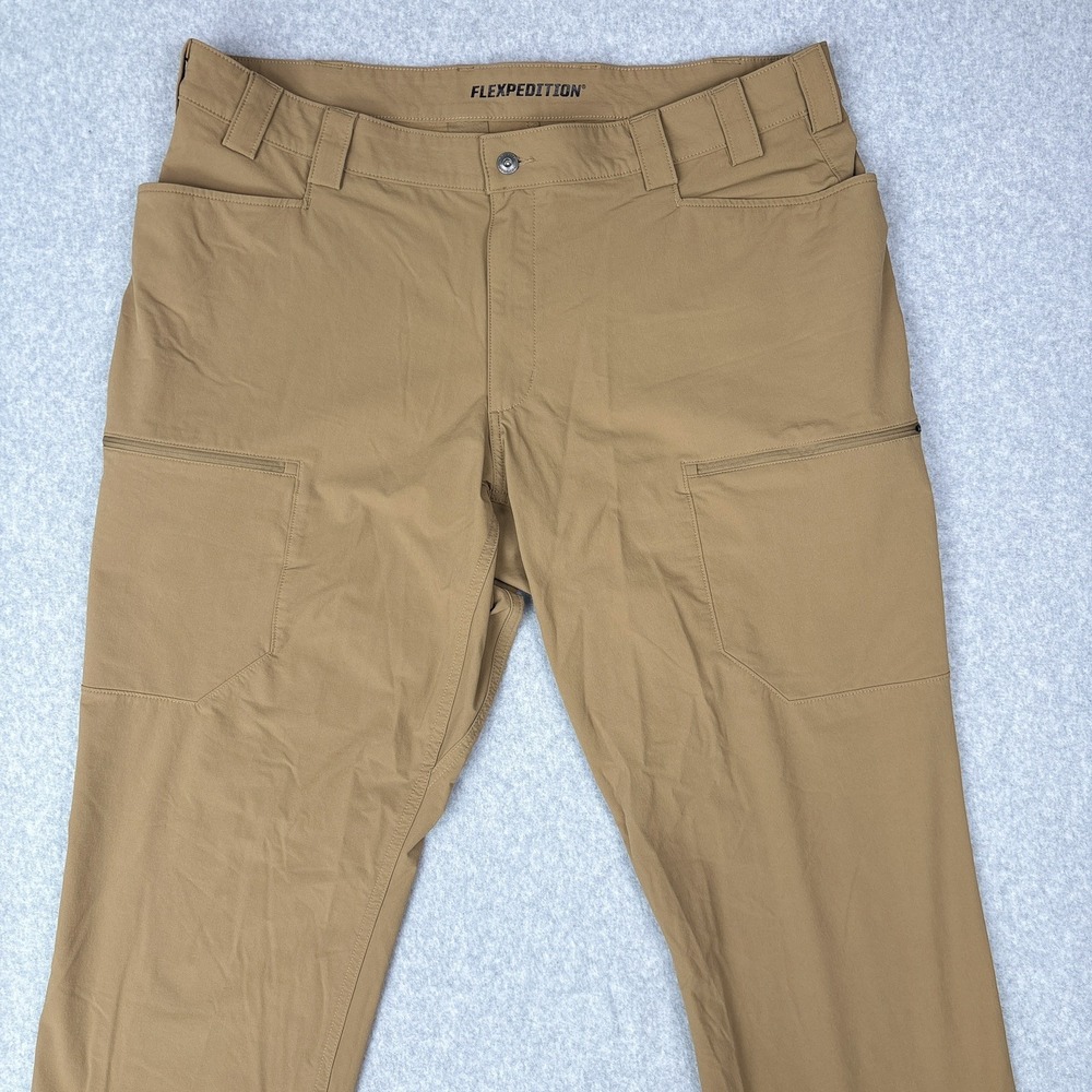 Duluth Trading Flexpedition Cargo Pants Mens 42x30 Khaki Relaxed Fit Performance